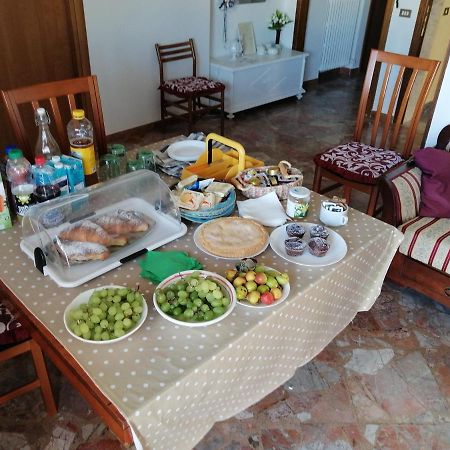 ポリニャーノ・ア・マーレ Casa Raffaella Bed & Breakfast エクステリア 写真