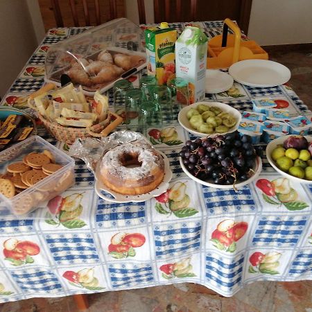 ポリニャーノ・ア・マーレ Casa Raffaella Bed & Breakfast エクステリア 写真