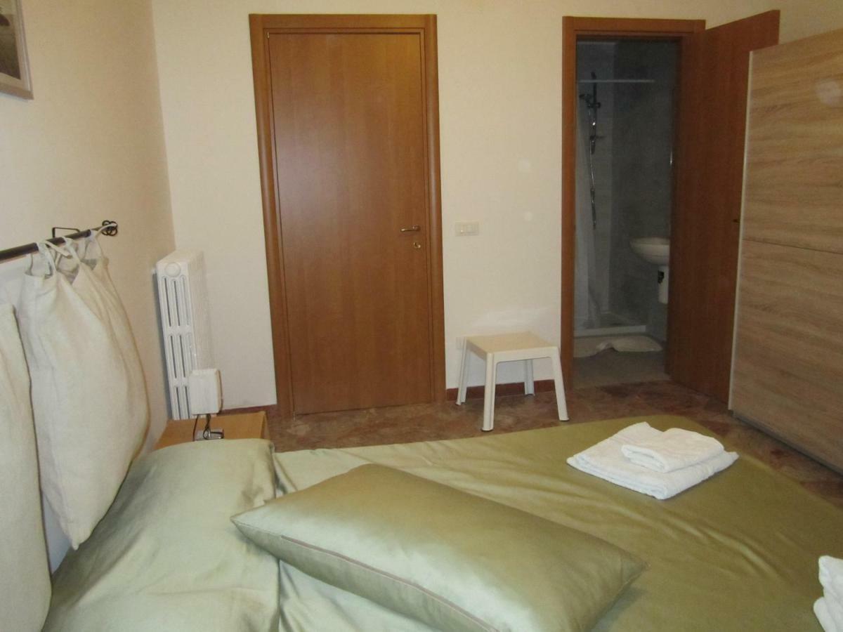 ポリニャーノ・ア・マーレ Casa Raffaella Bed & Breakfast エクステリア 写真